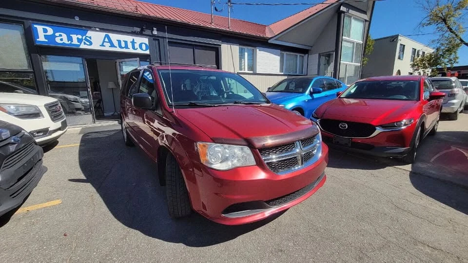 2014 Dodge Caravan - Image 2 of 17