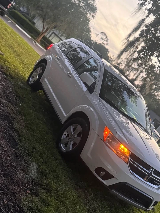 2014 Dodge Journey - Image 2 of 10