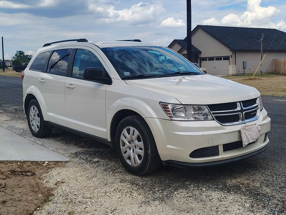 2014 Dodge Journey - Image 2 of 11