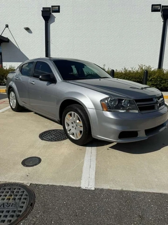 2014 Dodge Avenger Sedan - Image 4 of 18