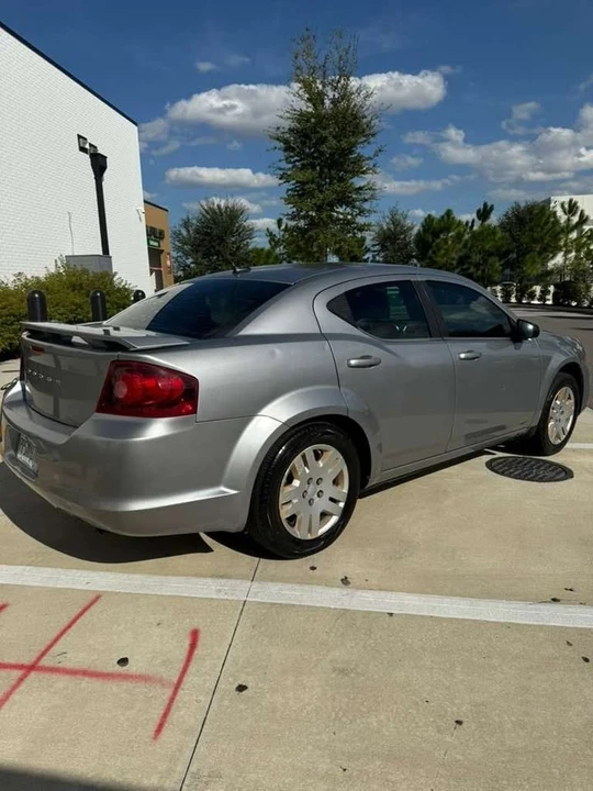 2014 Dodge Avenger Sedan - Image 5 of 18