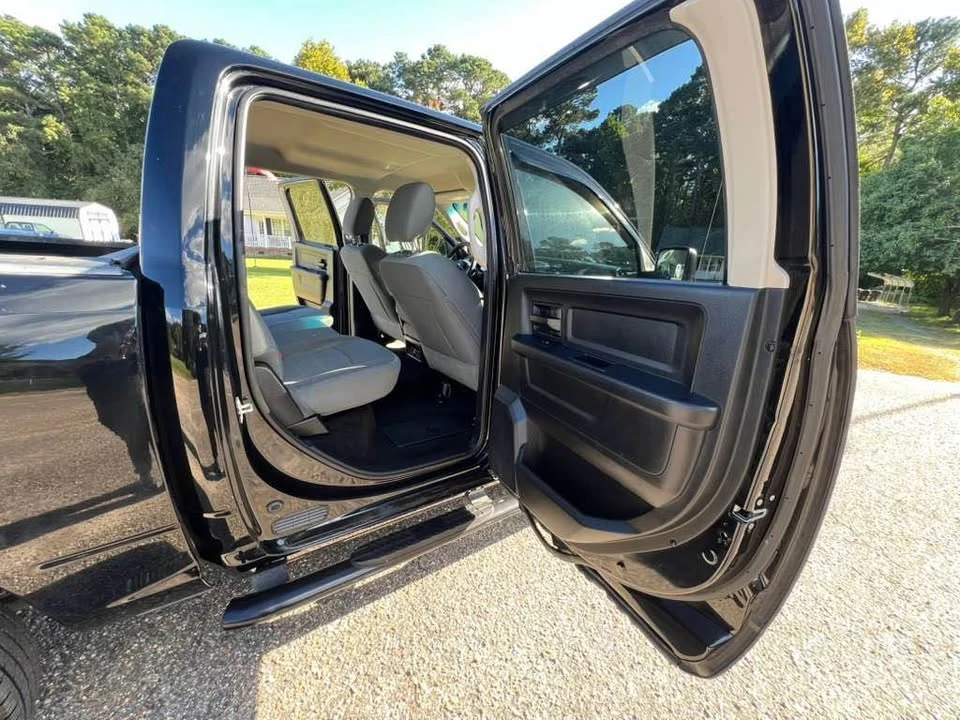 2014 Dodge Ram 4th Gen - Image 13 of 17