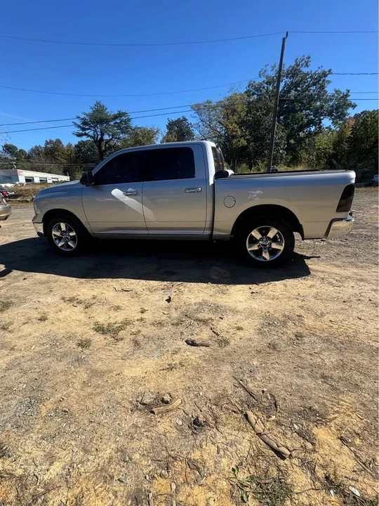 2014 Dodge Ram 4th Gen - Image 5 of 13