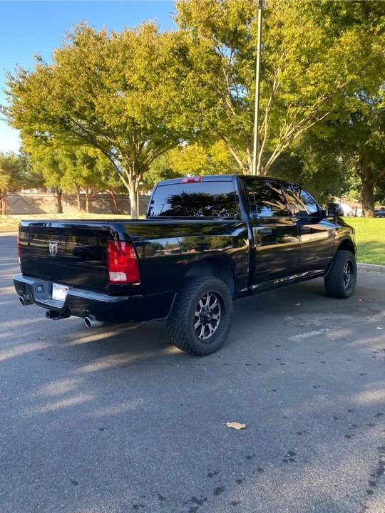 2014 Dodge Ram 4th Gen - Image 4 of 15
