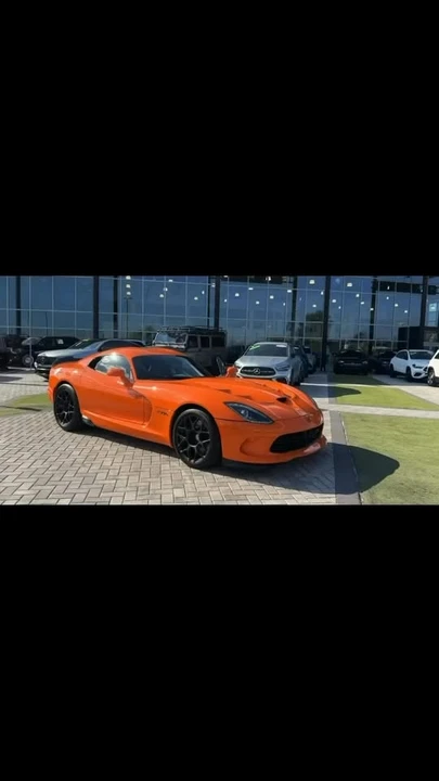 2014 Dodge Viper 5th Gen - Image 2 of 2