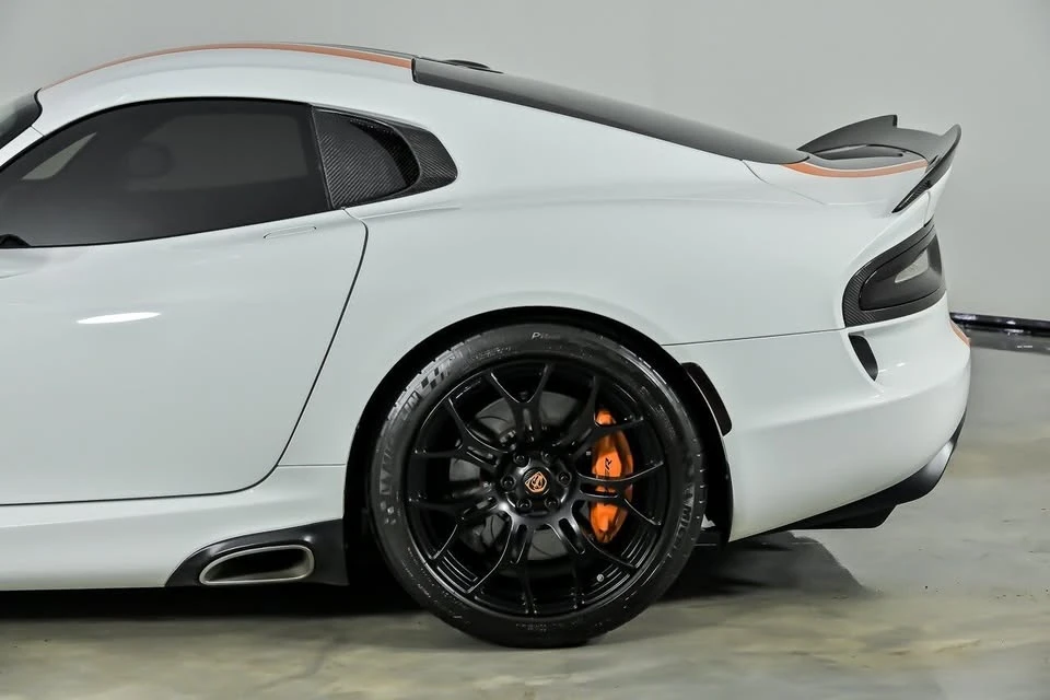 2014 Dodge Viper 5th Gen - Image 9 of 20