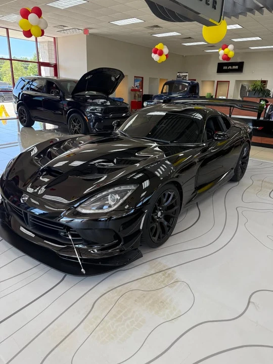 2014 Dodge Viper 5th Gen - Image 3 of 10