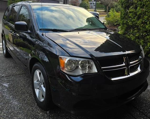 2014 Dodge Caravan - Image 2 of 8