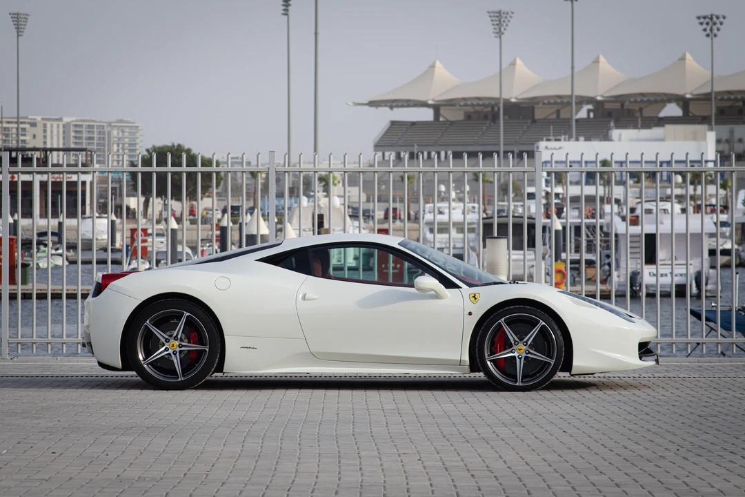 2014 Ferrari 458 Italia - Image 7 of 31