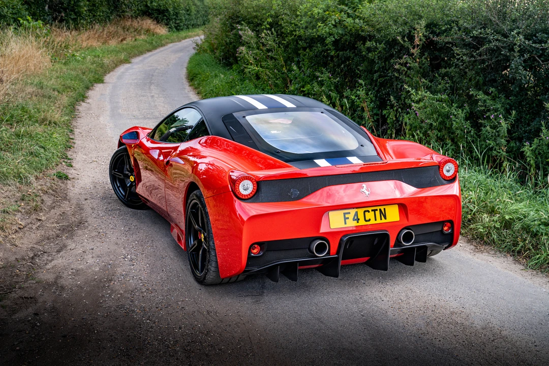 2014 Ferrari 458 Speciale - Image 12 of 31