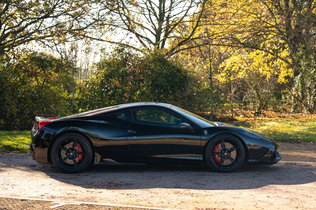 2014 Ferrari 458 Speciale - Image 6 of 31