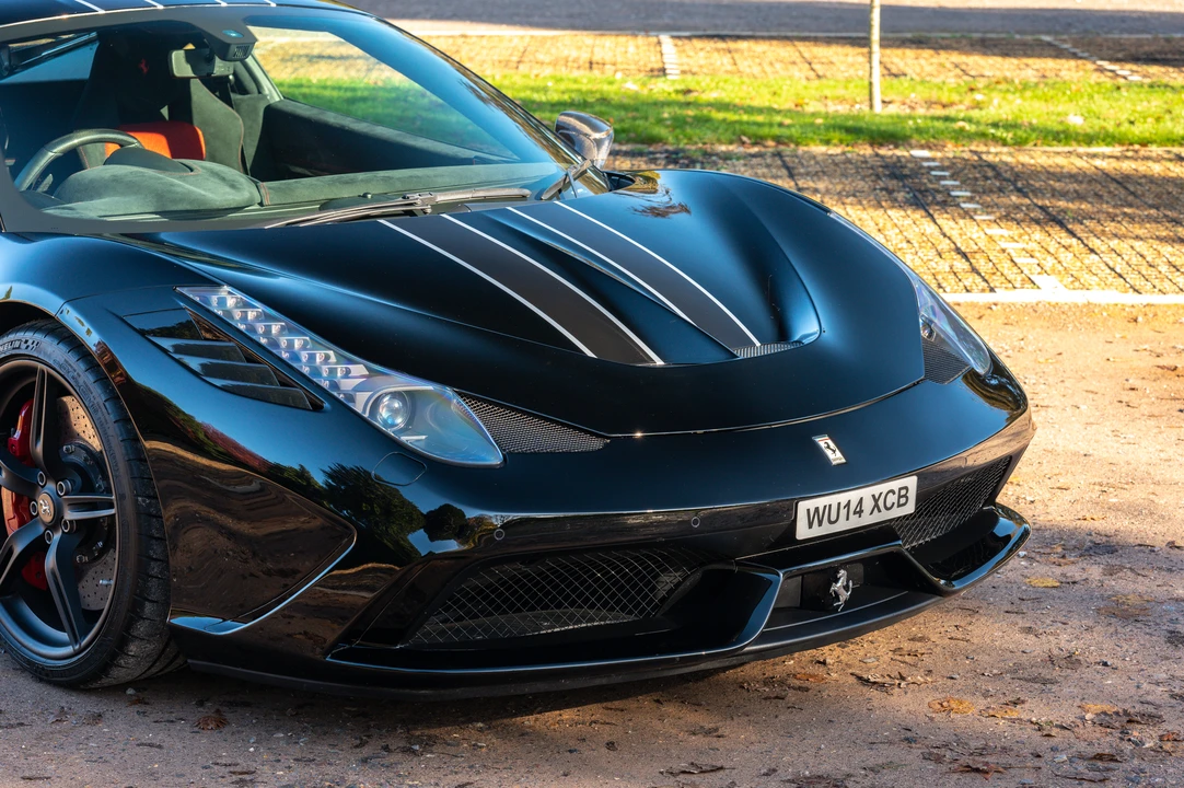 2014 Ferrari 458 Speciale - Image 21 of 31