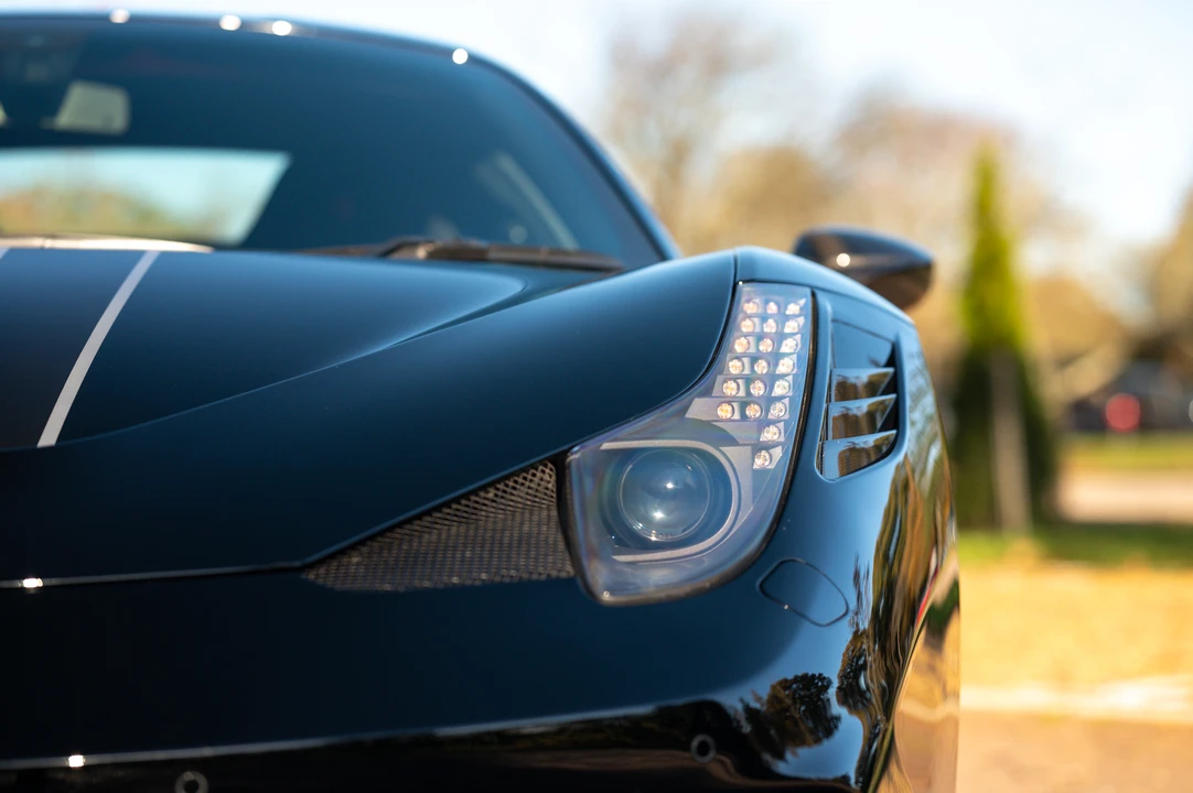 2014 Ferrari 458 Speciale - Image 23 of 31