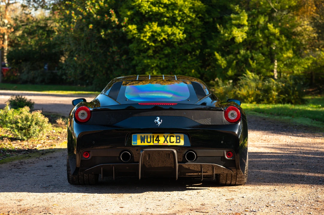 2014 Ferrari 458 Speciale - Image 16 of 31