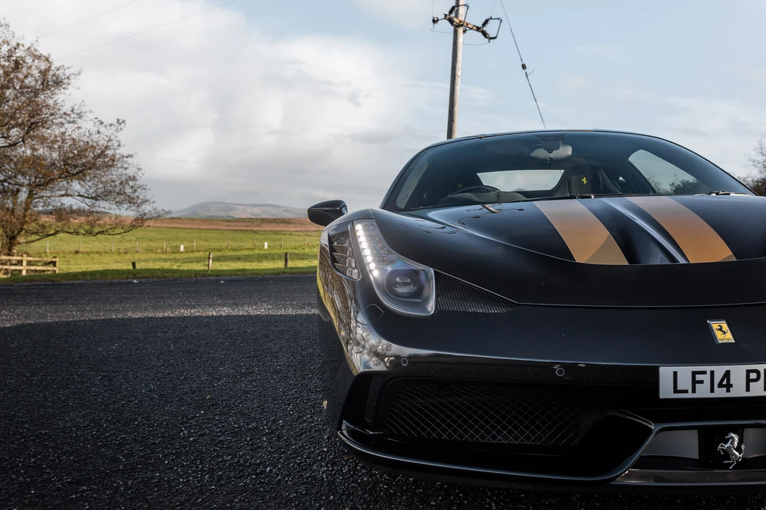 2014 Ferrari 458 Speciale - Image 14 of 31