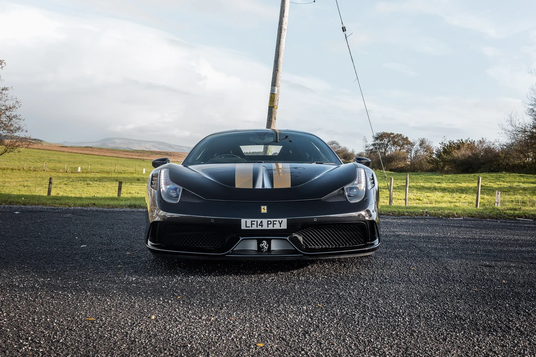2014 Ferrari 458 Speciale - Image 9 of 31