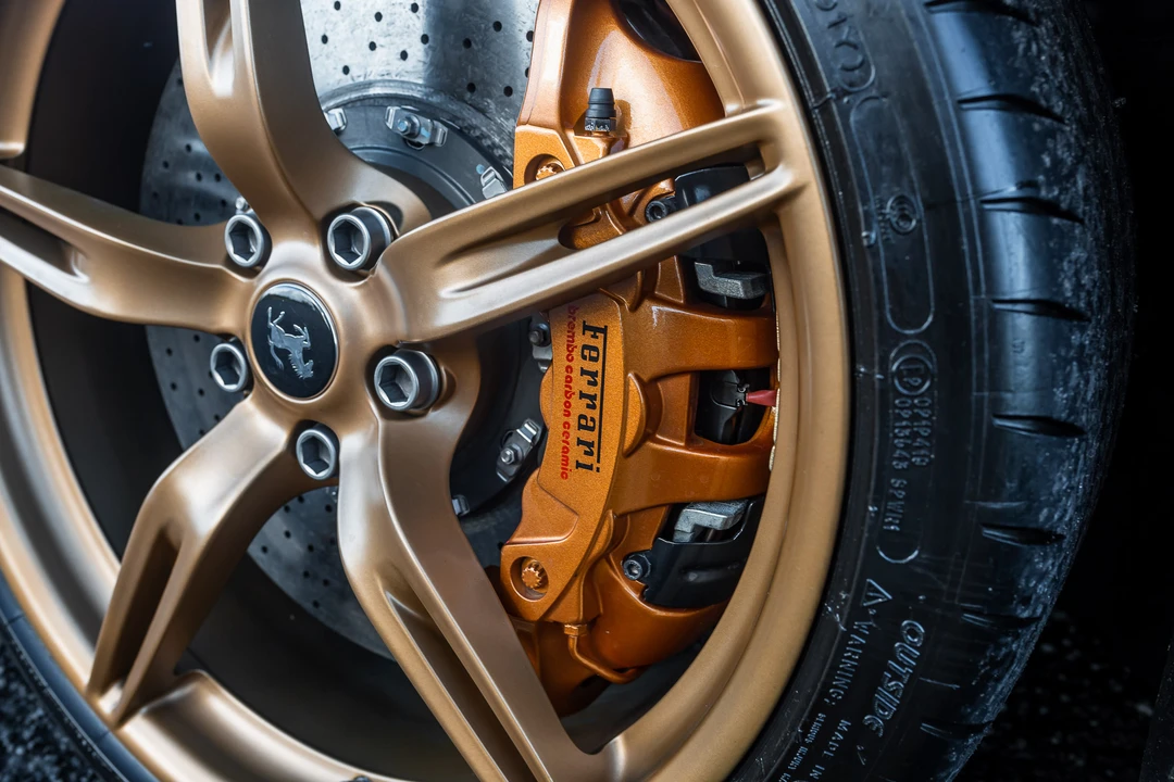 2014 Ferrari 458 Speciale - Image 24 of 31