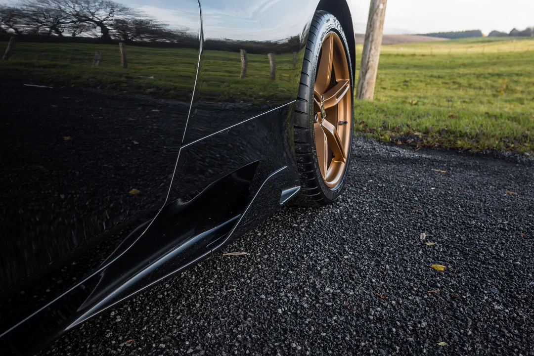 2014 Ferrari 458 Speciale - Image 30 of 31
