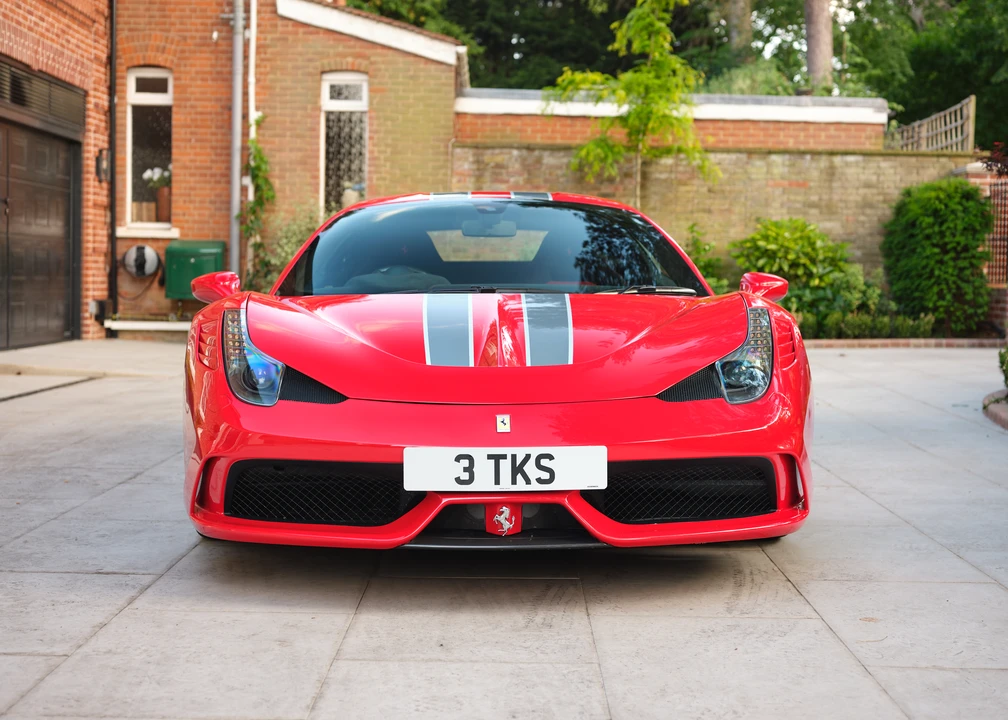 2014 Ferrari 458 Speciale - Image 8 of 31