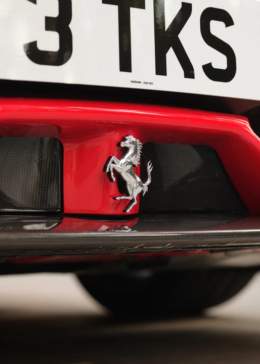 2014 Ferrari 458 Speciale - Image 25 of 31