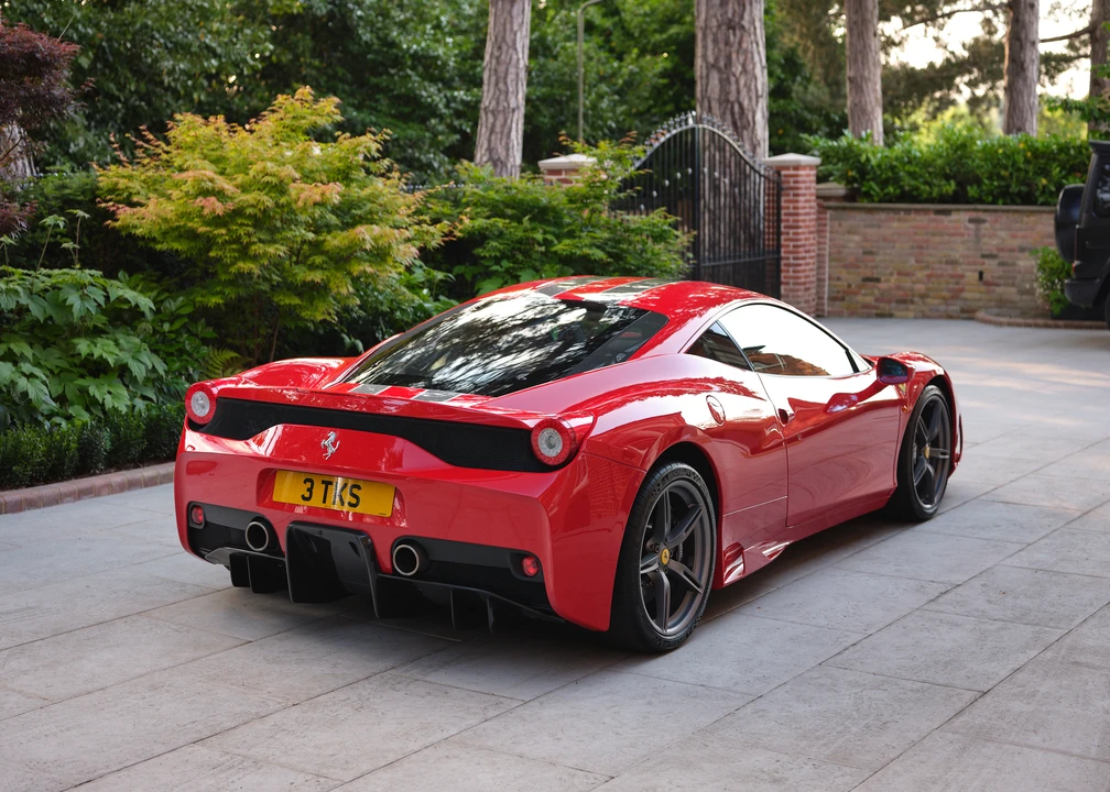 2014 Ferrari 458 Speciale - Image 7 of 31