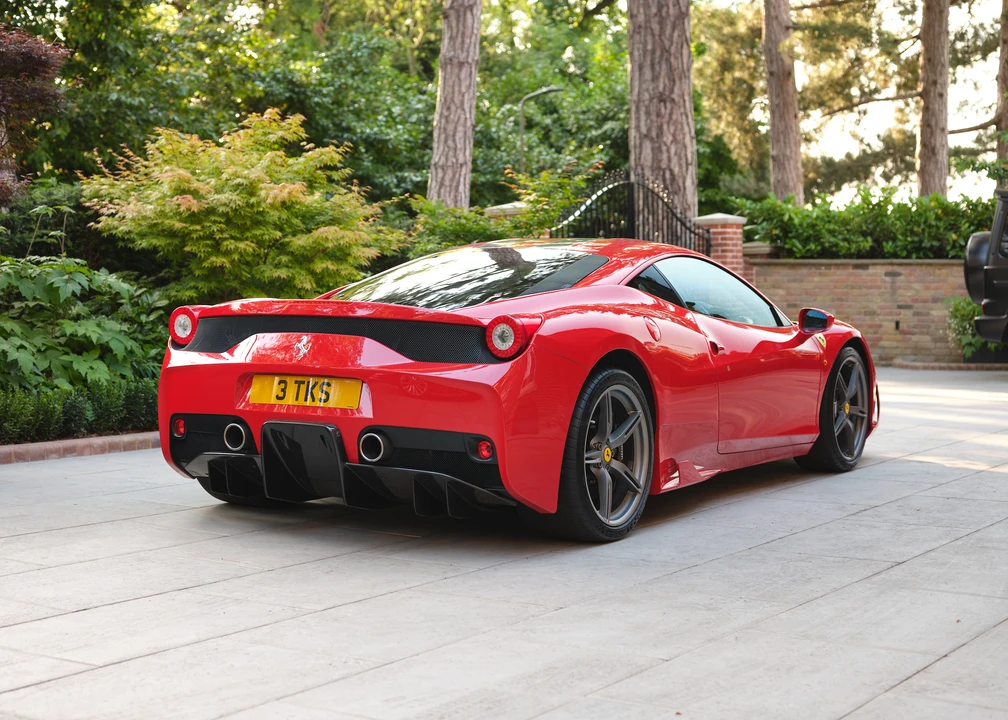 2014 Ferrari 458 Speciale - Image 9 of 31