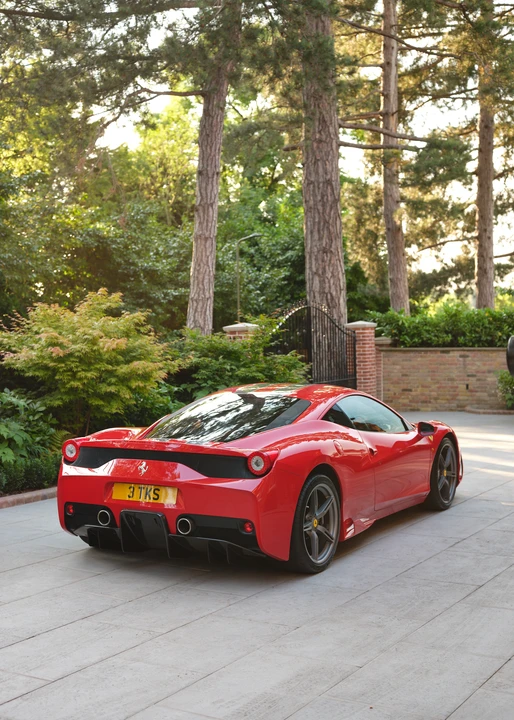 2014 Ferrari 458 Speciale - Image 17 of 31