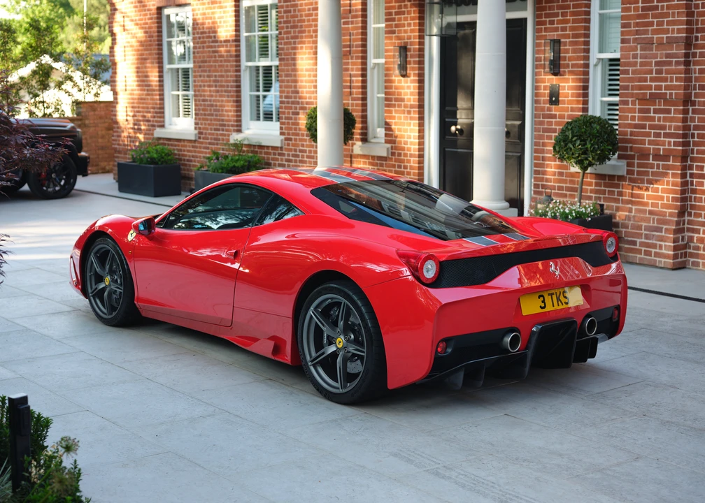 2014 Ferrari 458 Speciale - Image 5 of 31