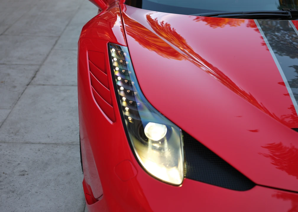 2014 Ferrari 458 Speciale - Image 20 of 31