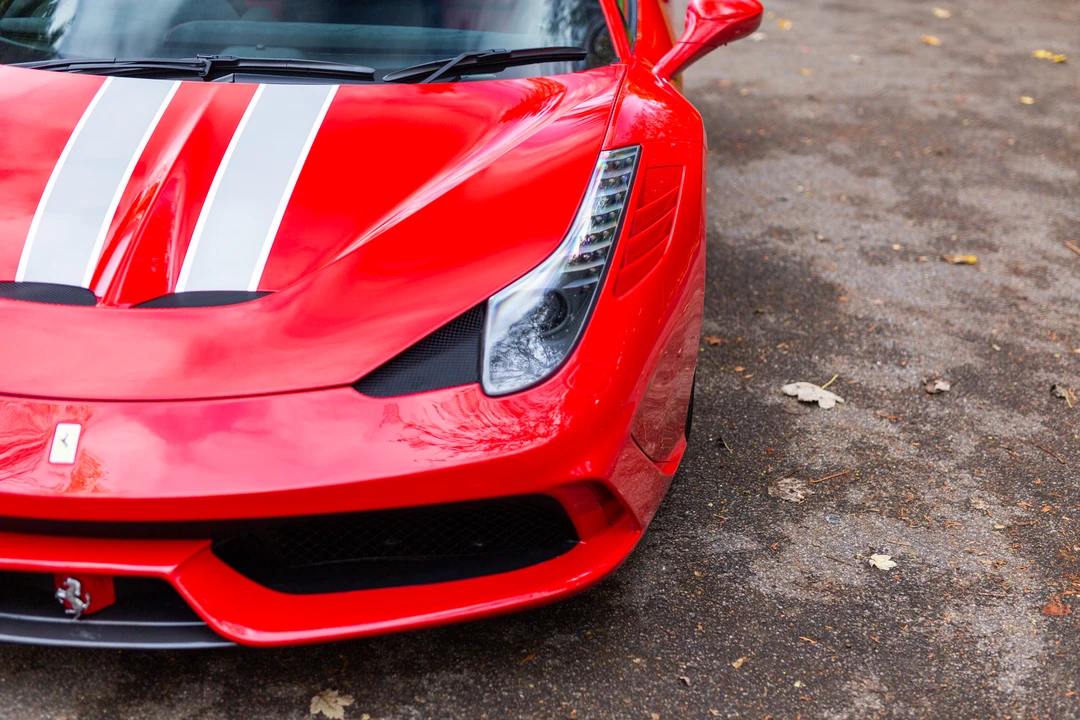 2014 Ferrari 458 Speciale - Image 14 of 31