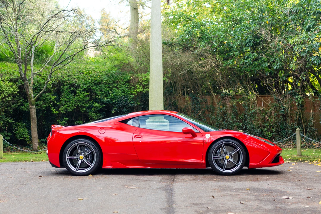 2014 Ferrari 458 Speciale - Image 21 of 31