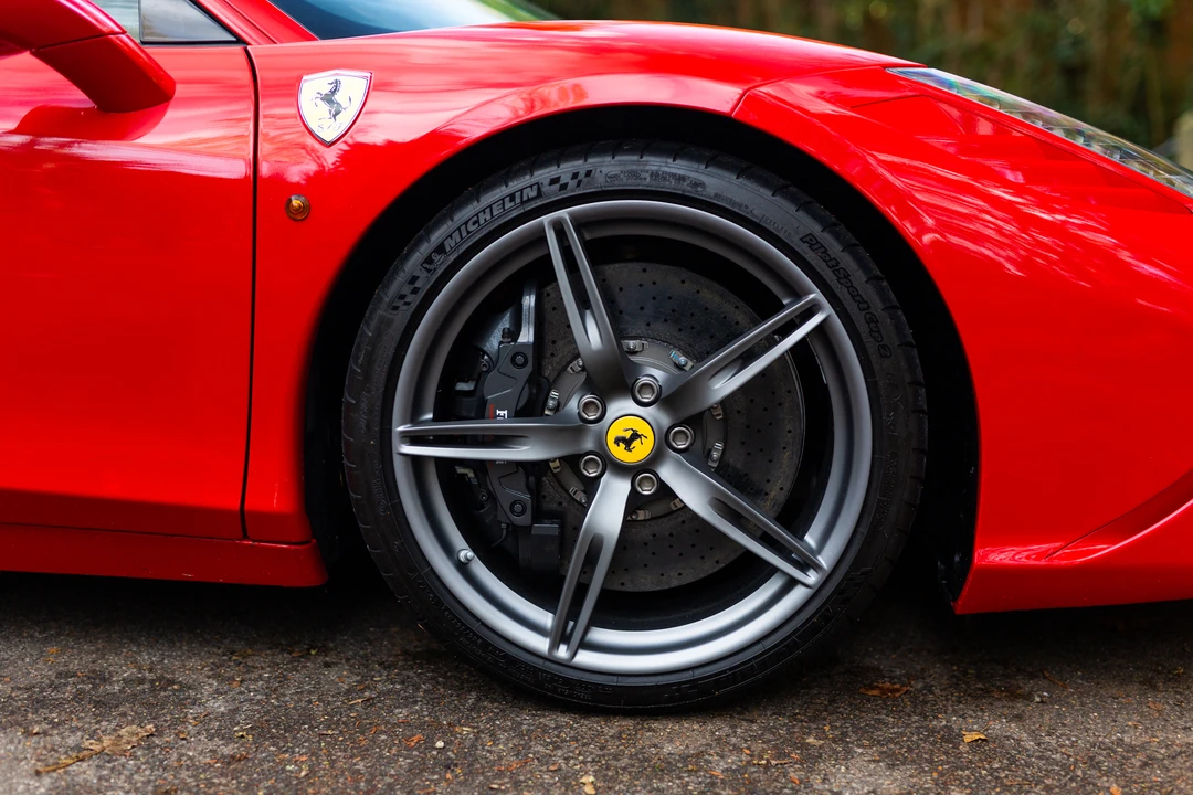 2014 Ferrari 458 Speciale - Image 23 of 31