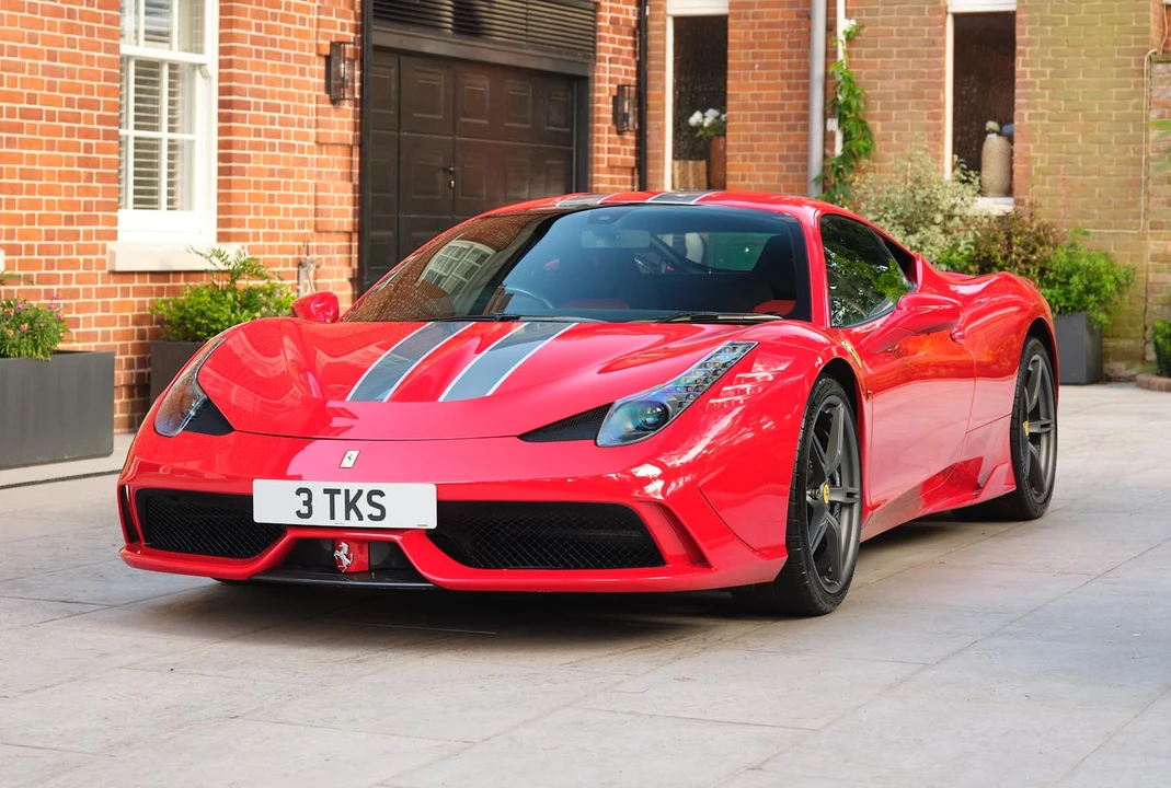 2014 Ferrari 458 Speciale - Image 2 of 31