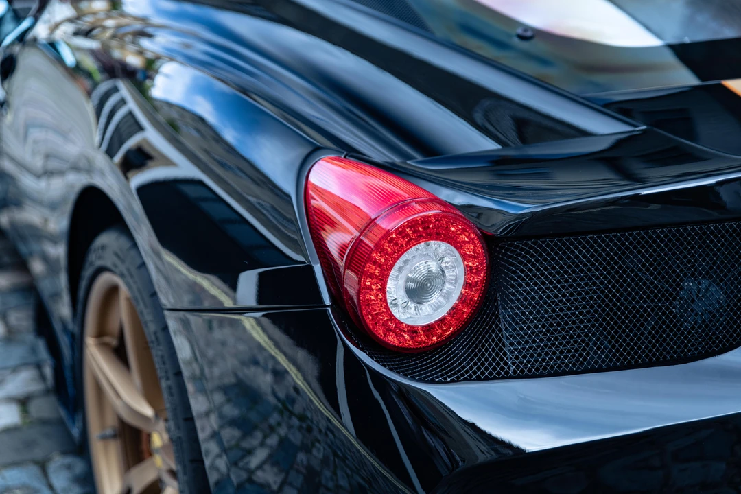 2014 Ferrari 458 Speciale - Image 27 of 31