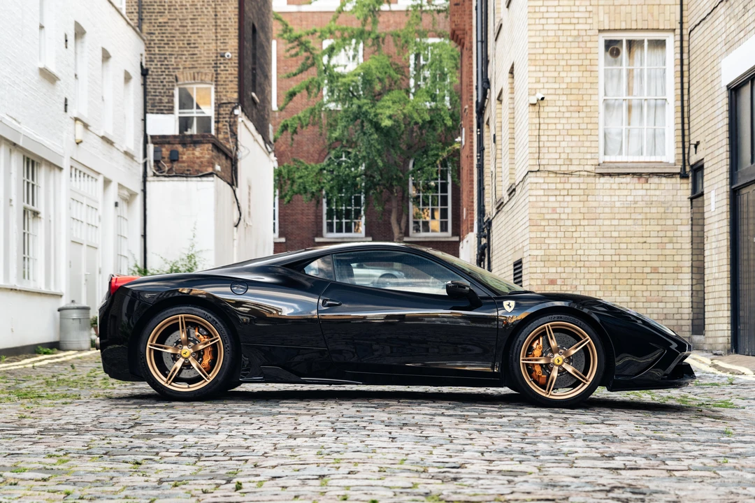 2014 Ferrari 458 Speciale - Image 5 of 31