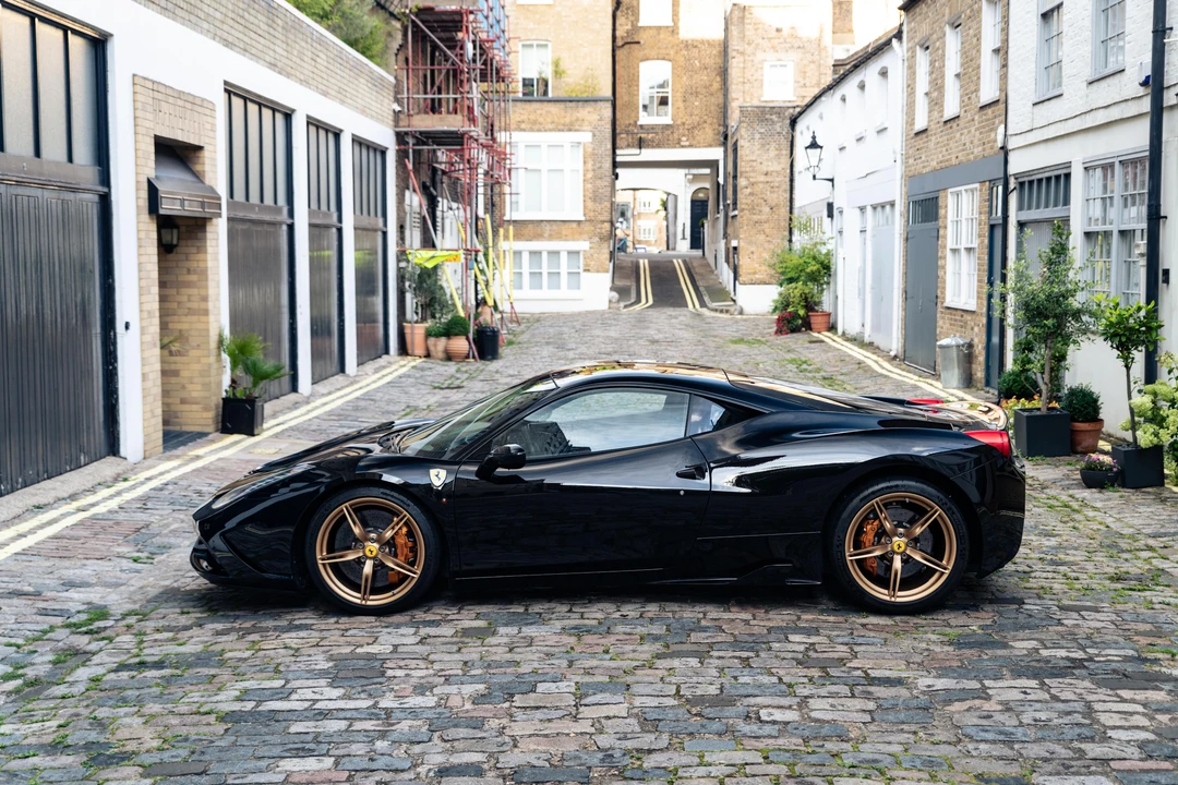 2014 Ferrari 458 Speciale - Image 14 of 31