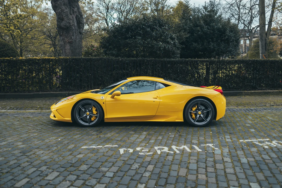 2014 Ferrari 458 Speciale - Image 9 of 31