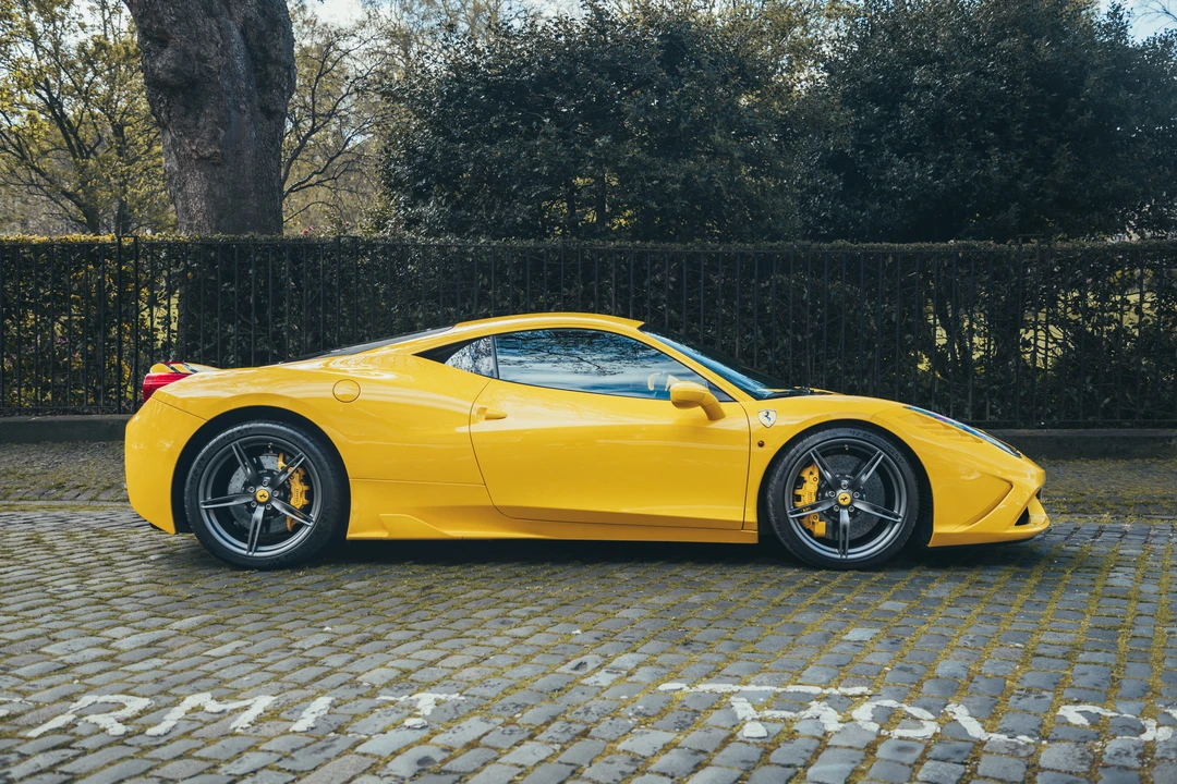 2014 Ferrari 458 Speciale - Image 5 of 31