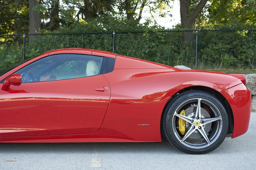 2014 Ferrari 458 Spider - Image 13 of 31