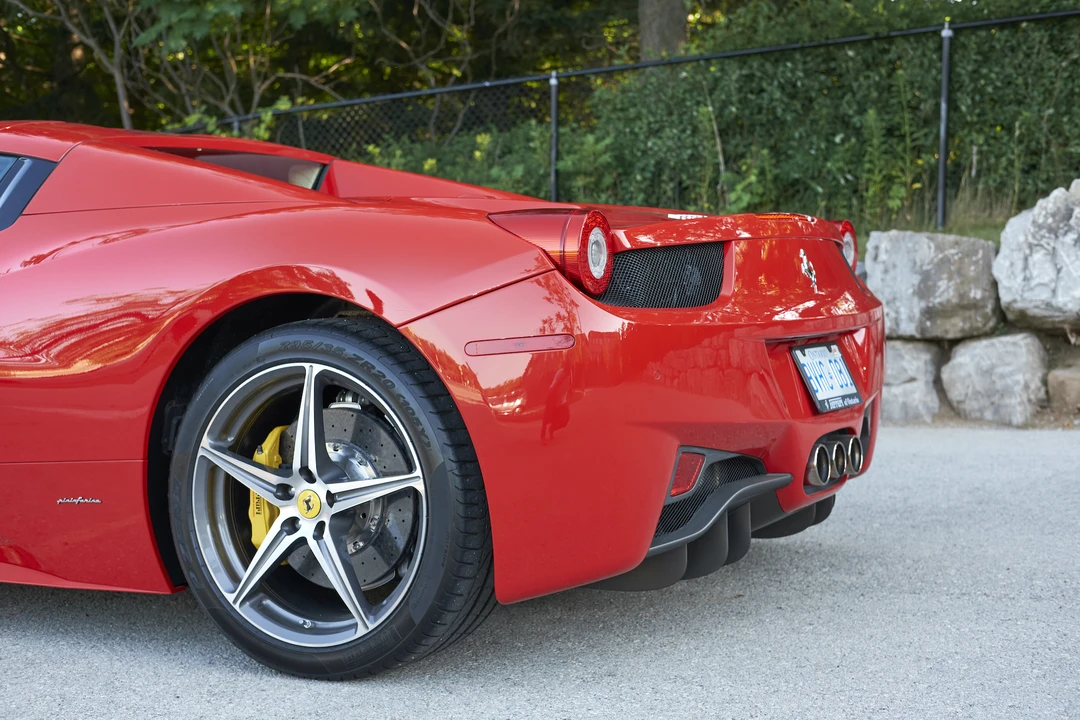 2014 Ferrari 458 Spider - Image 15 of 31