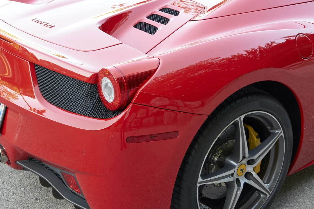 2014 Ferrari 458 Spider - Image 21 of 31