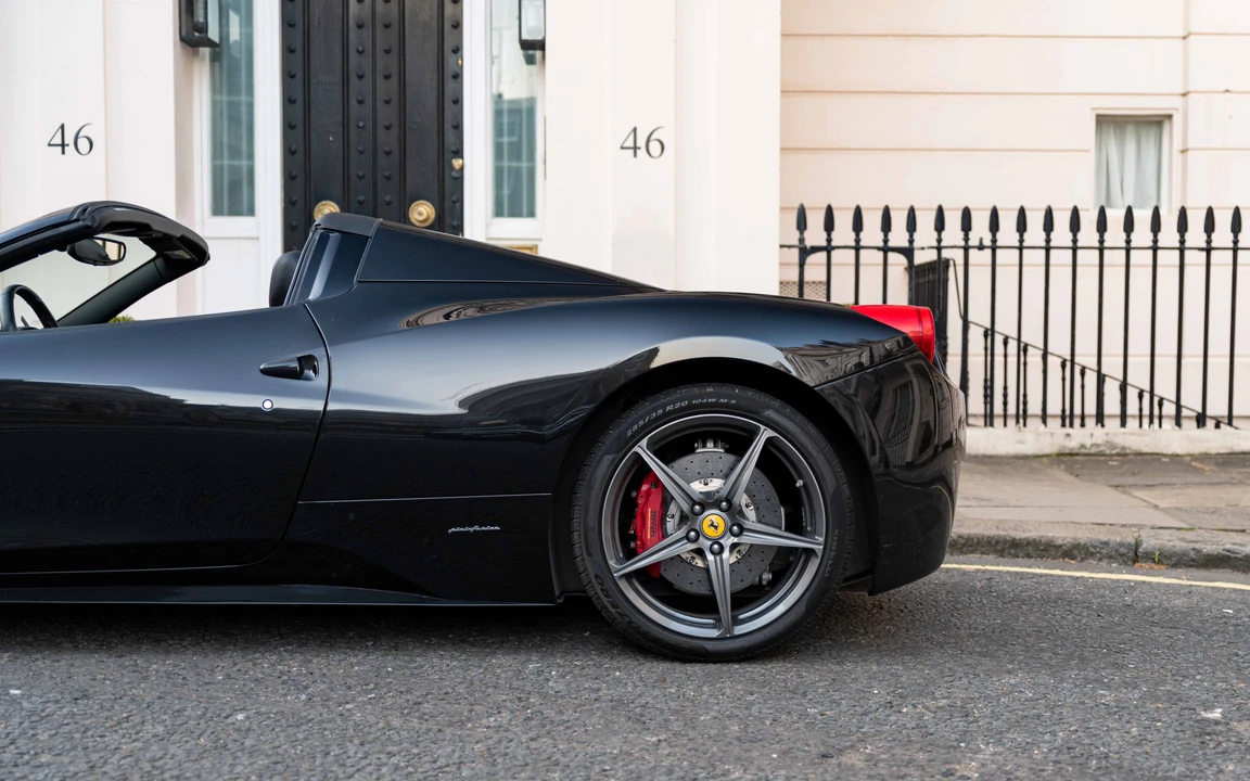 2014 Ferrari 458 Spider - Image 24 of 31