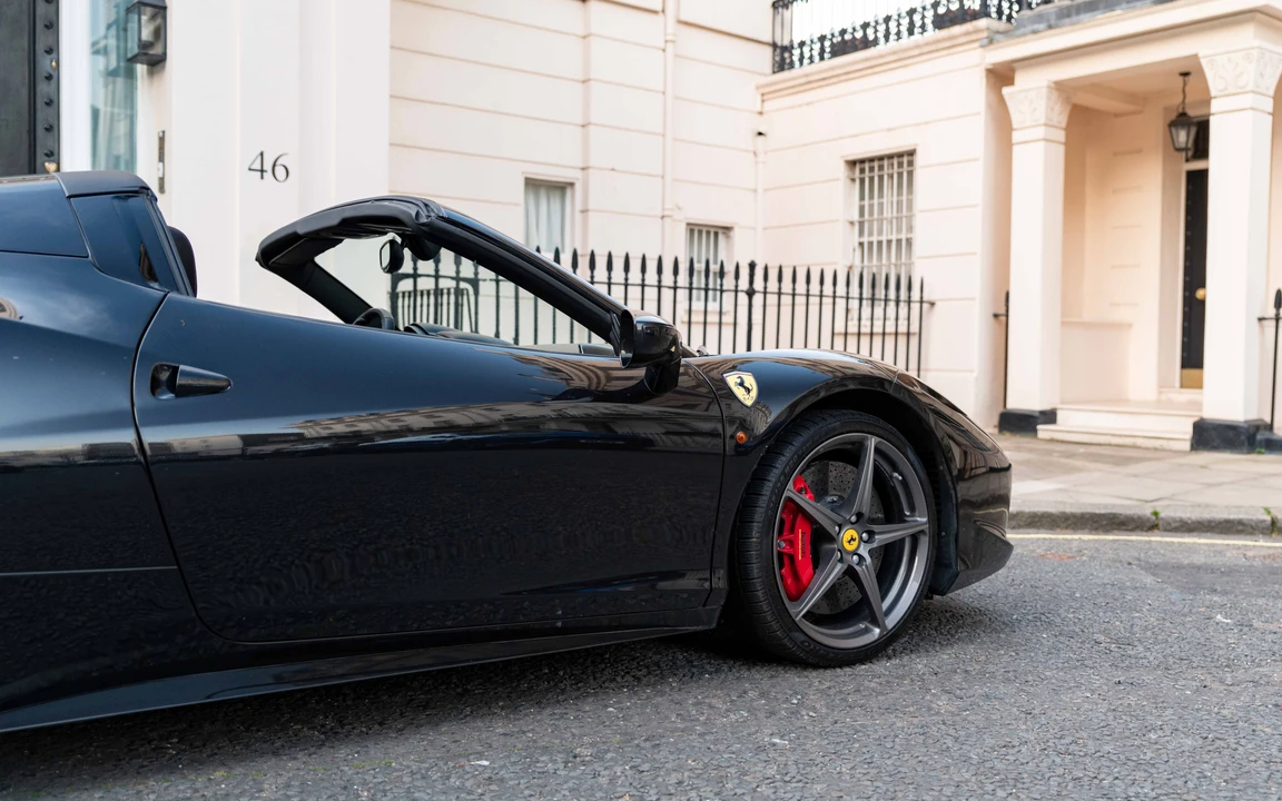 2014 Ferrari 458 Spider - Image 26 of 31