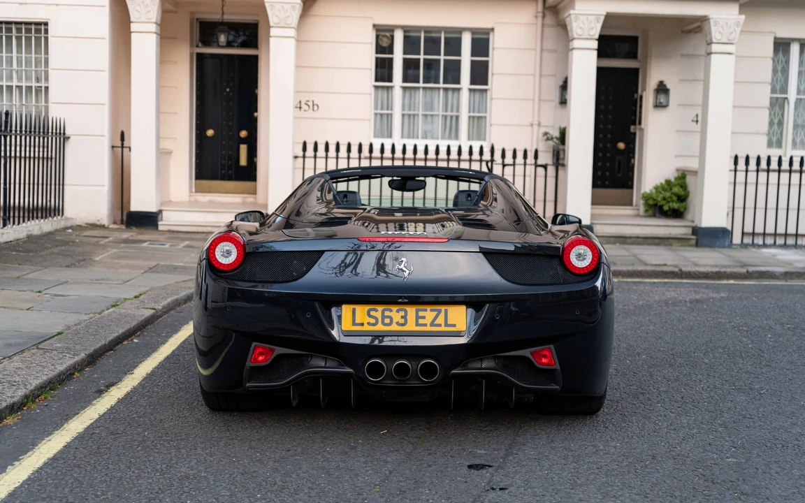 2014 Ferrari 458 Spider - Image 15 of 31