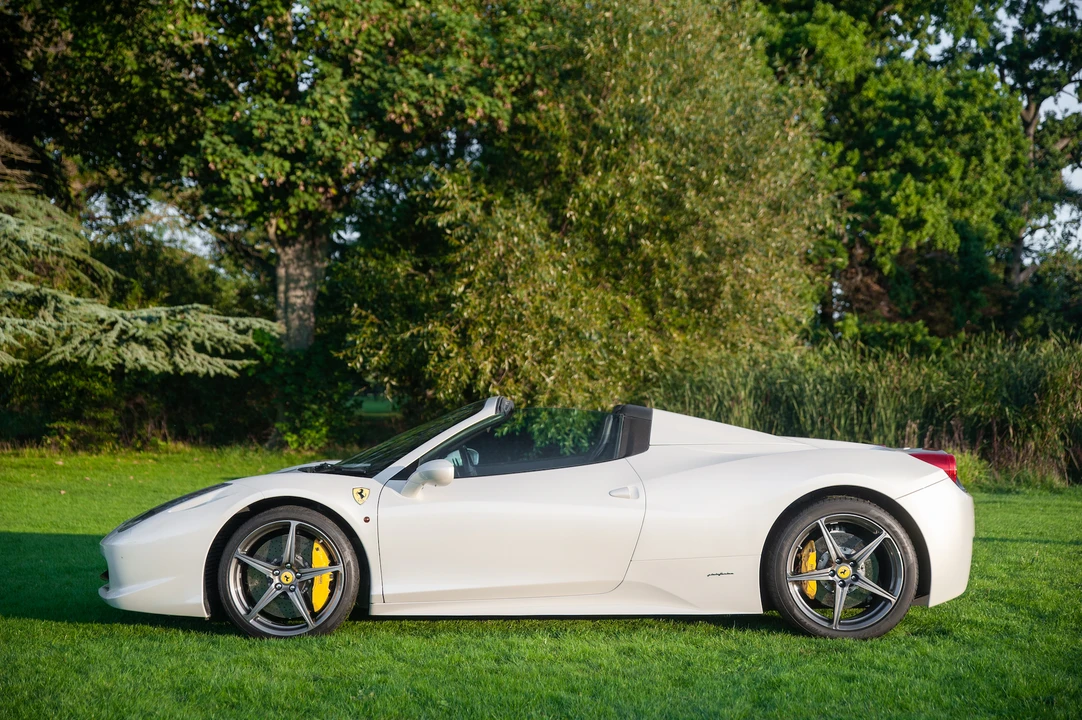 2014 Ferrari 458 Spider - Image 13 of 31