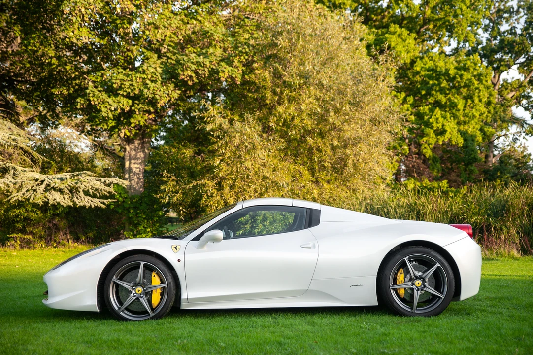 2014 Ferrari 458 Spider - Image 5 of 31