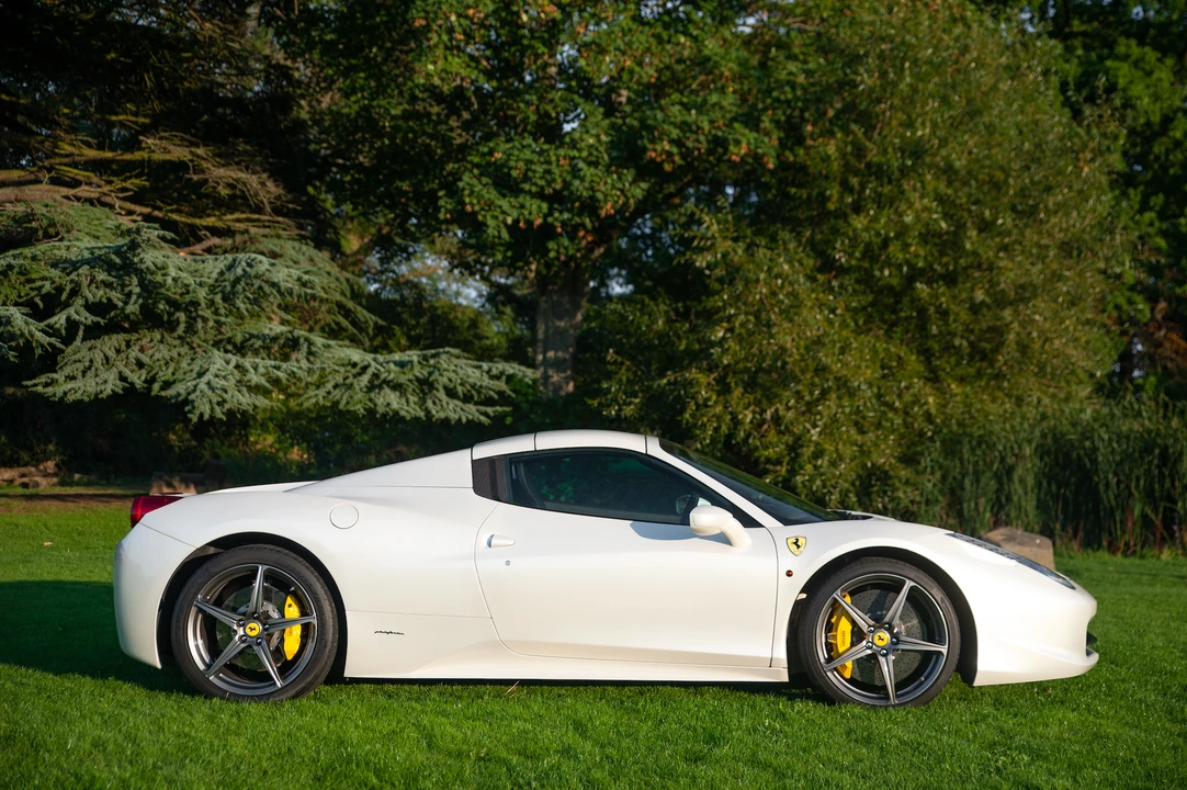 2014 Ferrari 458 Spider - Image 17 of 31