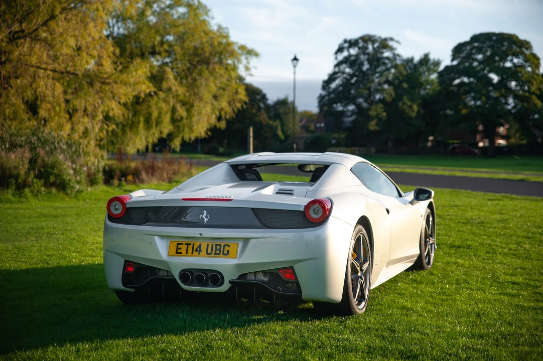 2014 Ferrari 458 Spider - Image 16 of 31