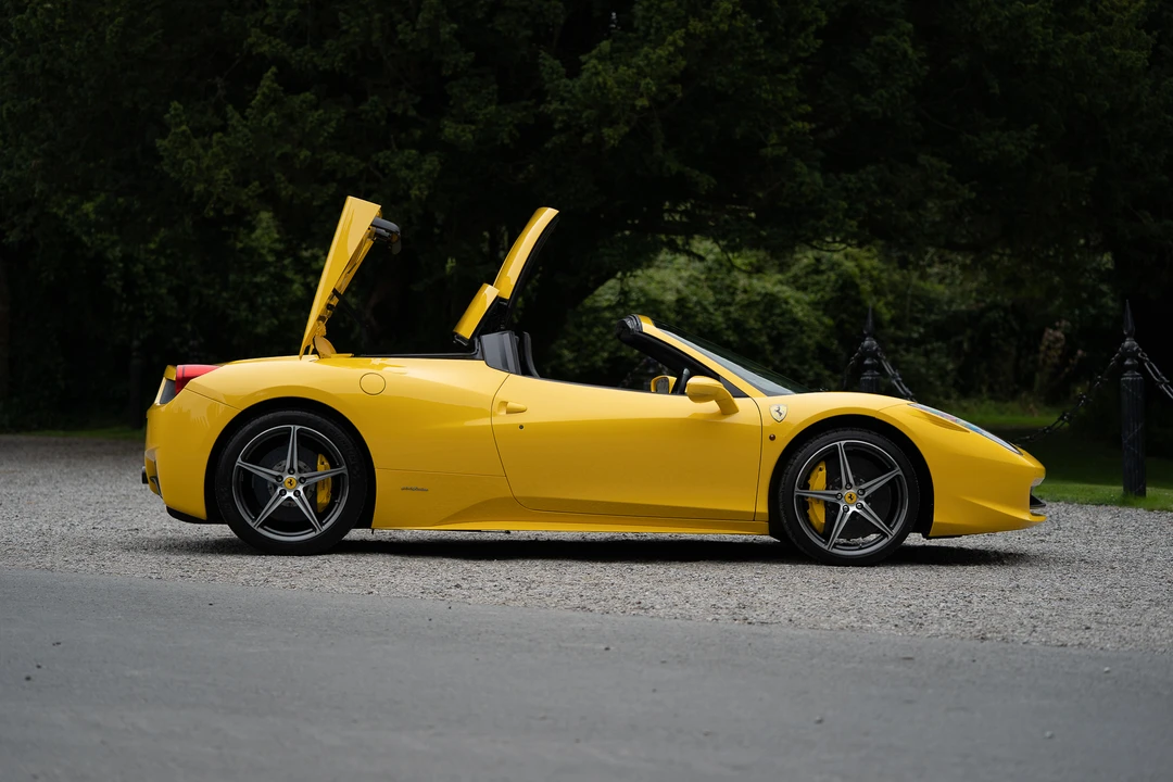 2014 Ferrari 458 Spider - Image 5 of 31