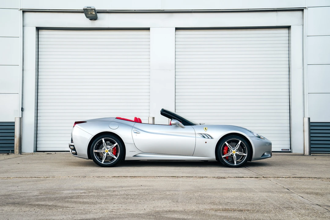 2014 Ferrari California 30 - Image 9 of 31